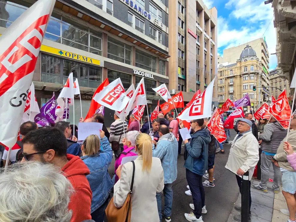 Concentración ante la Fele (6)