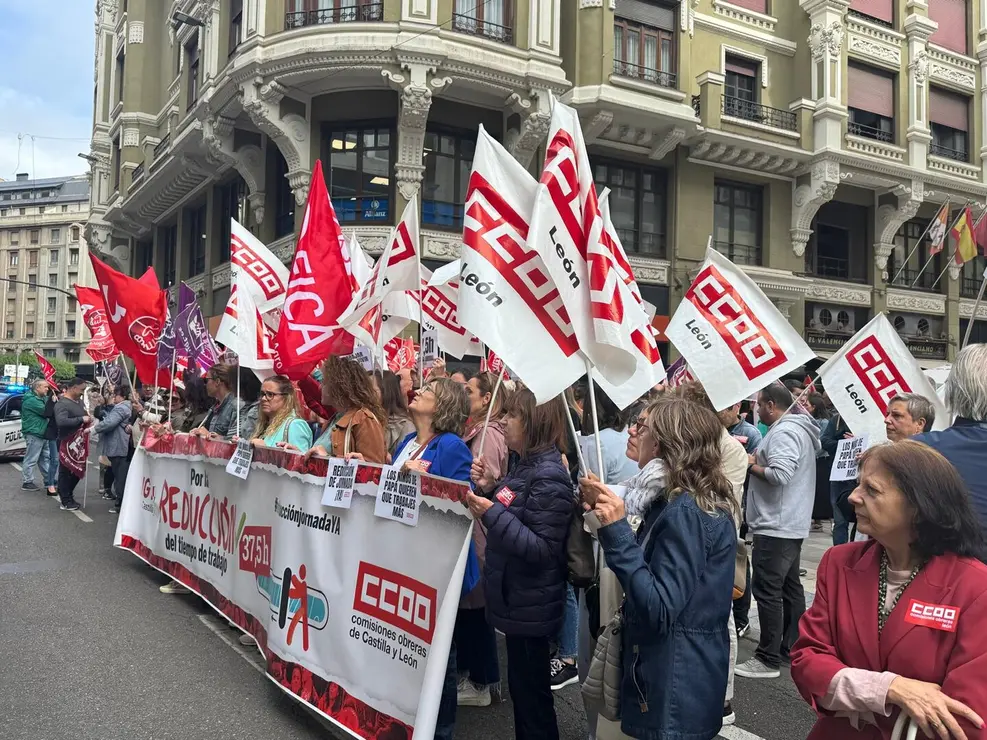 Concentración ante la Fele (18)