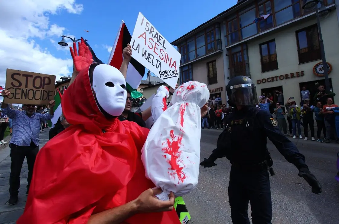 Protesta Vuelta a España (1)