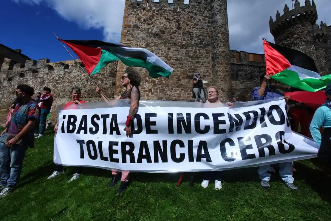Protesta Vuelta a España (15)