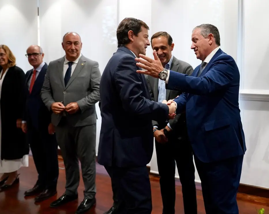 Diputaciones y Junta (7)