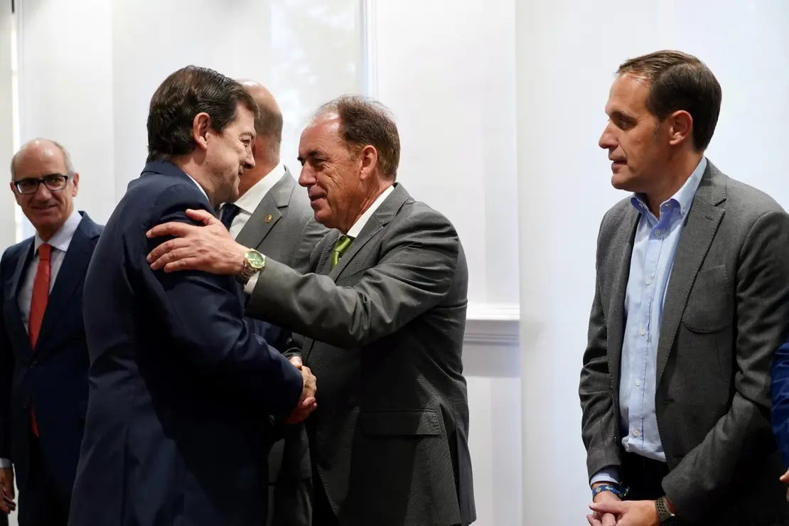 Diputaciones y Junta (11)