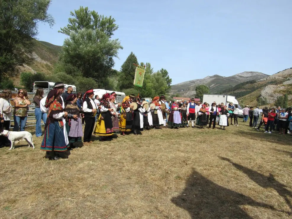 Miguel A Gonzalez Castañon (10)
