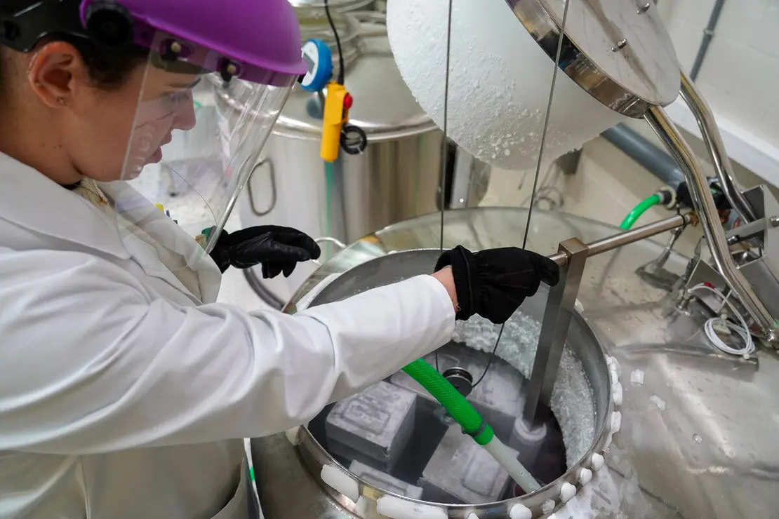 Décimo aniversario del Biobanco de la Universidad de León. En la imagen, la investigadora Sonia García