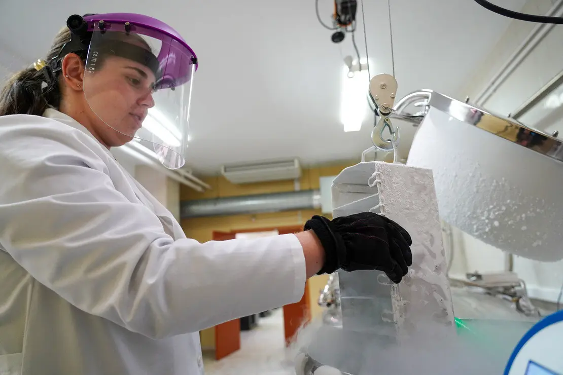 Décimo aniversario del Biobanco de la Universidad de León. En la imagen, la investigadora Sonia García
