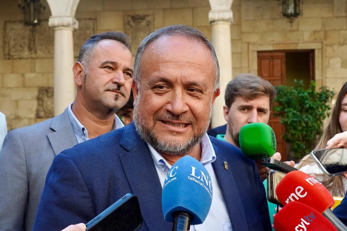 Pendones Diputación (11)