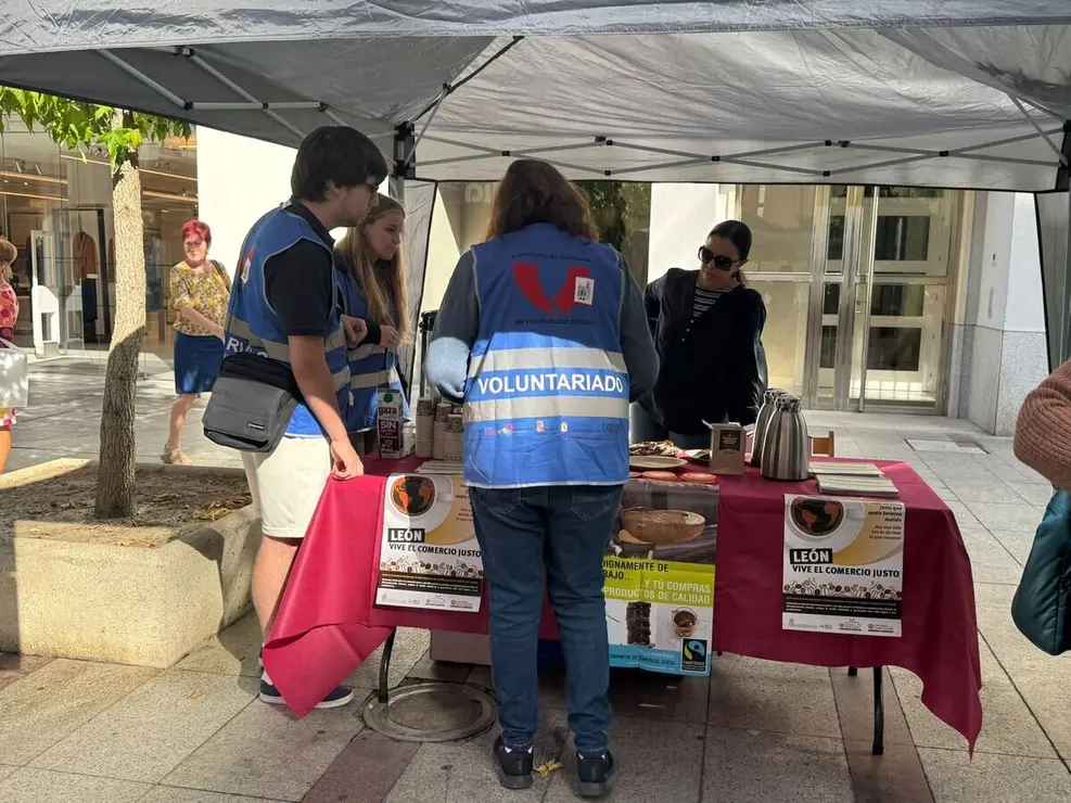 fERIA DEL VOLUNTARIADO  (5)
