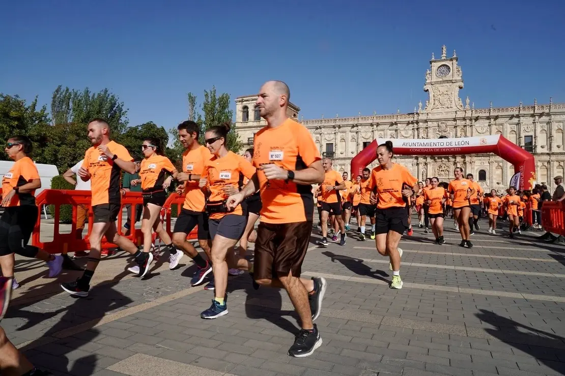 Carrera solidaria ‘Corre por la Vida’, organizada por la Asociación Leonesa con las Enfermedades de la Sangre, Alcles