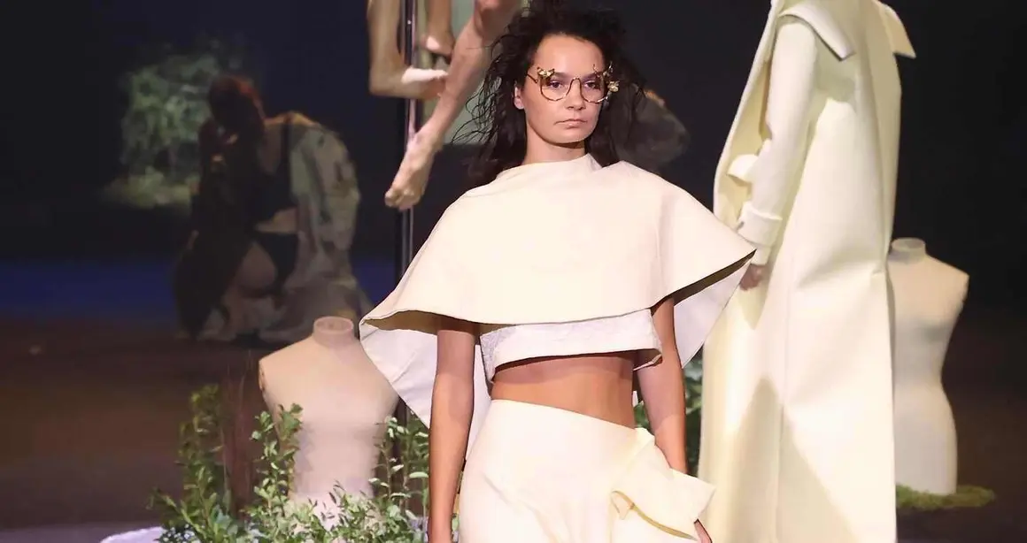 Desfile de la diseñadora Leonesa, María Lafuente en la Mercedes - Benz Fashion Week.