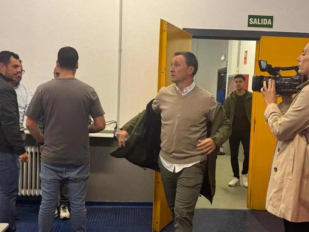 Rueda de prensa Llona (1)