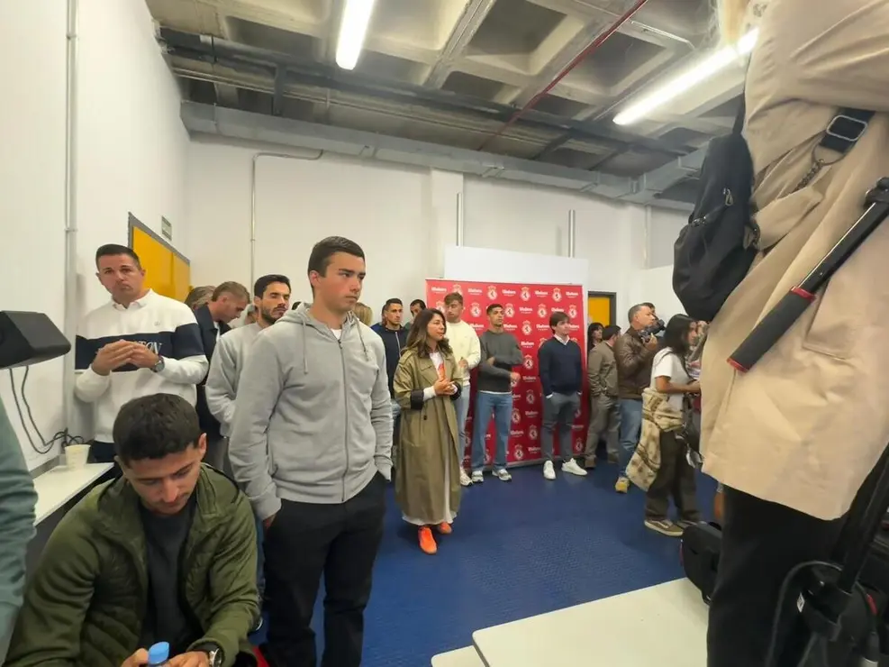 Rueda de prensa Llona (6)