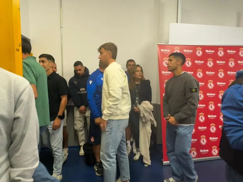 Rueda de prensa Llona (8)