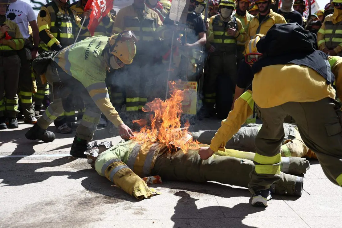 mani bomberos cortes (26)