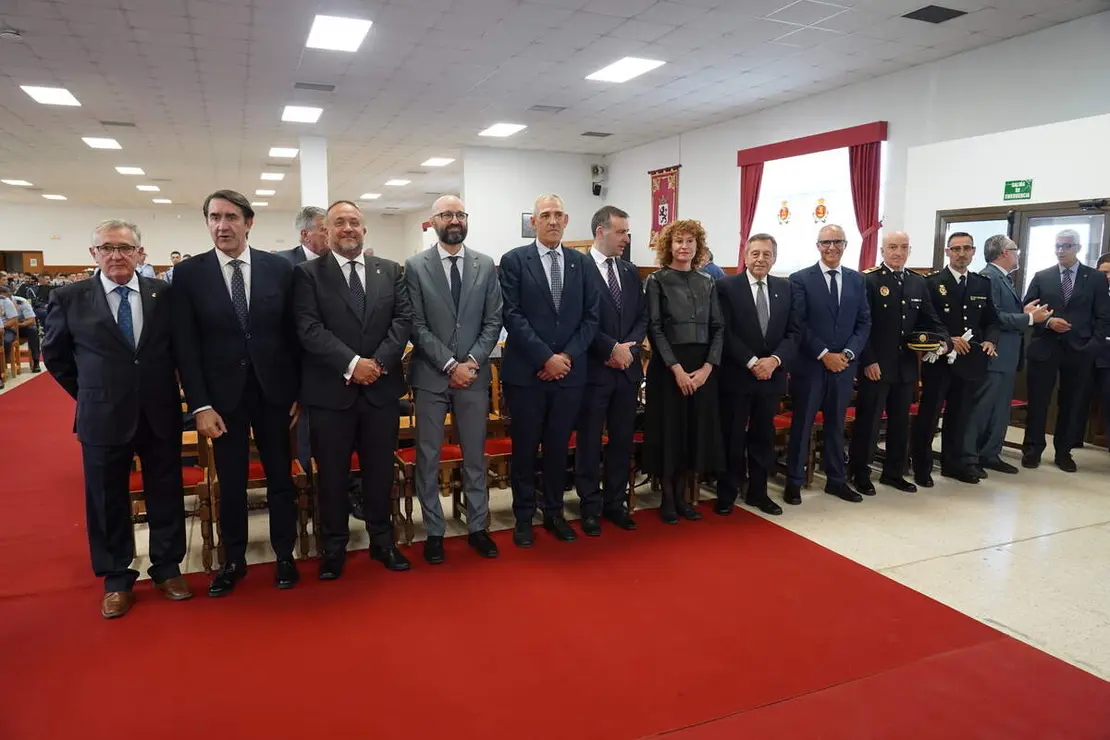 Acto de Apertura Oficial del Curso Académico2025/2026 en la Academia Básica del Aire y delEspacio (ABA)&nbsp;