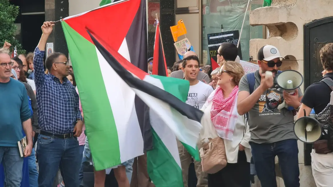 Israel (8)