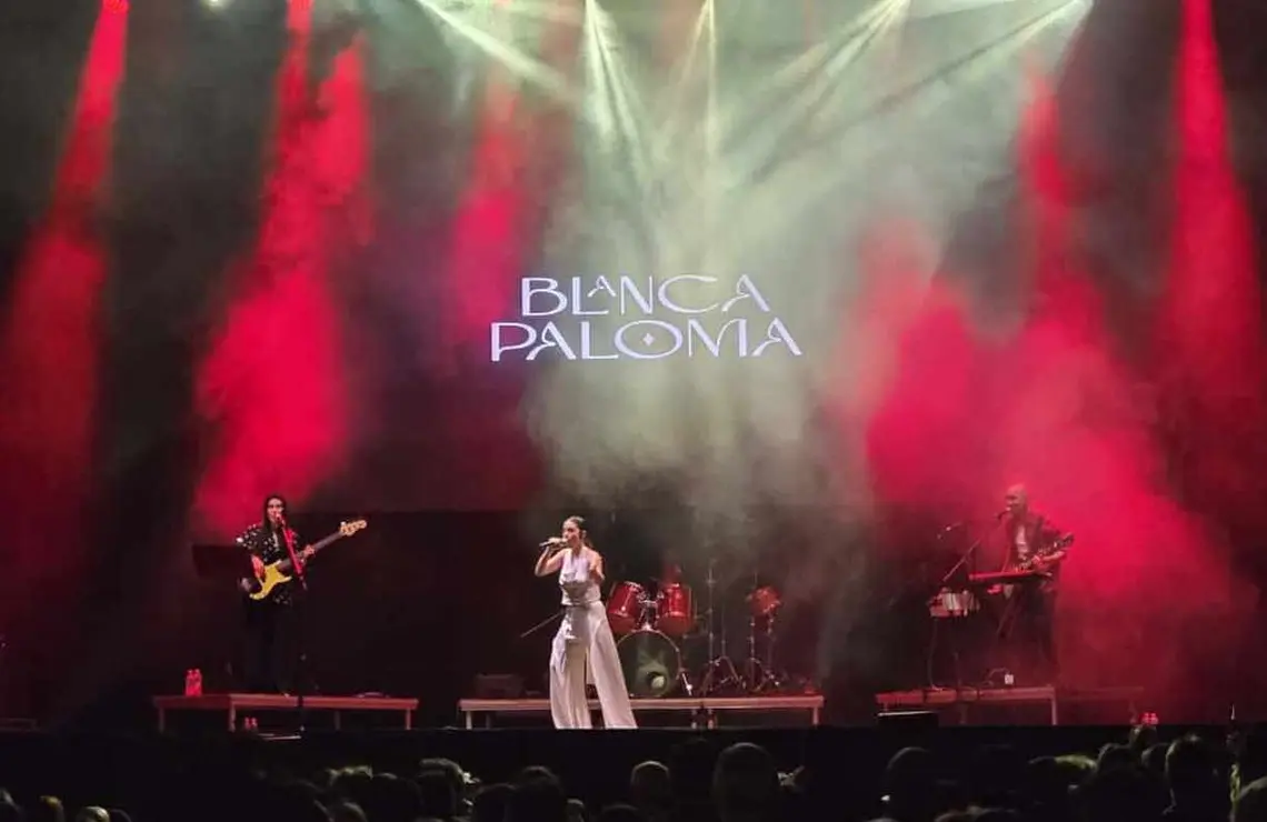 Blanca Paloma (1)