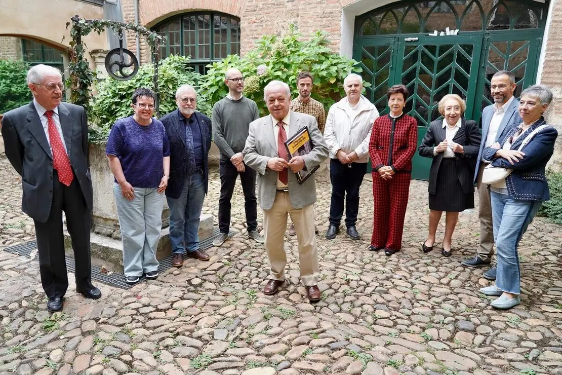 El consejero de Cultura, Turismo y Deporte, Gonzalo Santonja, participa en el acto de clausura del II Congreso Internacional Documentos y Cartularios