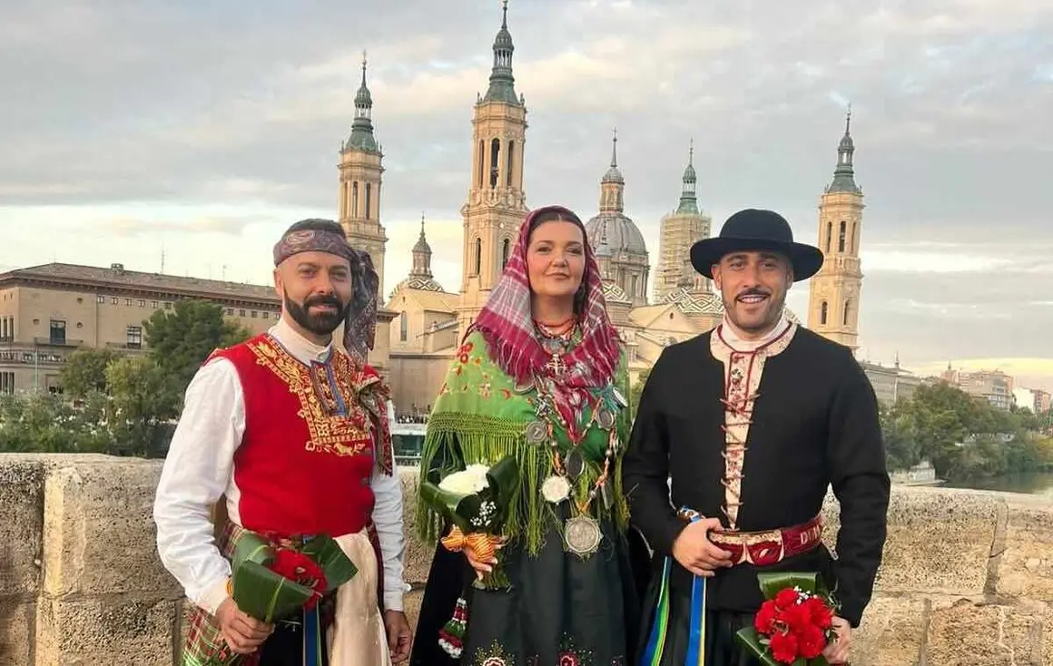Ofrenda leoneses El Pilar (3)