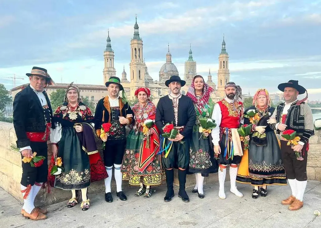 Ofrenda leoneses El Pilar (5)