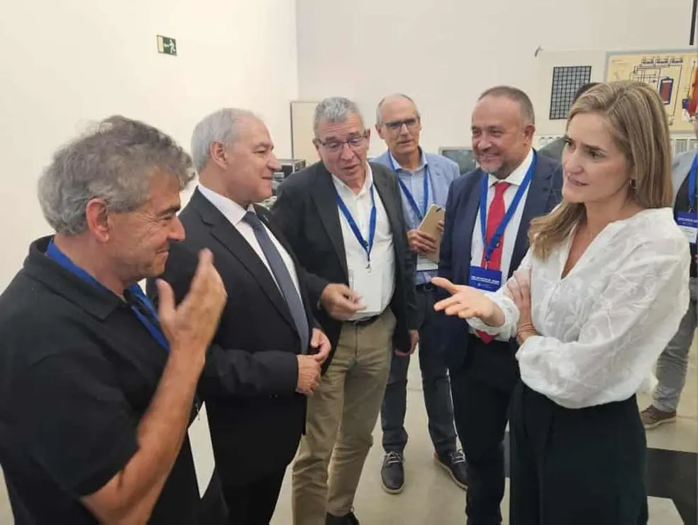 La Diputación de León ha movilizado más de seis millones de euros en proyectos orientados a luchar contra la despoblación y el cambio climático a través del Centro de Innovación Territorial (CIT) León Sostenible. Así lo anunció este lunes el presidente de la institución provincial, Gerardo Álvarez Courel, durante su participación en el foro estatal 'Cambio climático, reto demográfico y mundo rural', celebrado en el marco de la convención “Por un pacto de Estado frente a la emergencia climática”.