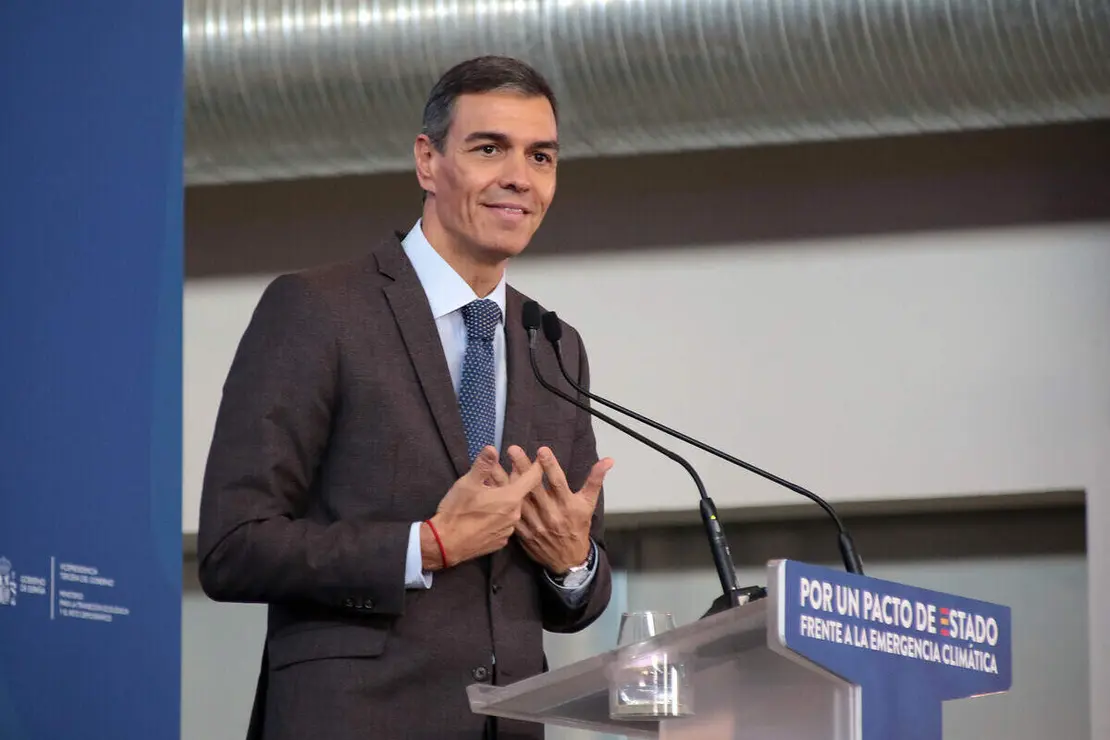 El presidente del Gobierno, Pedro Sánchez, participa en Ponferrada en la segunda jornada de la Convención por un Pacto de Estado frente a la Emergencia Climática, acompañado por la vicepresidenta Sara Aagesen y el delegado del Gobierno, Nicanor Sen