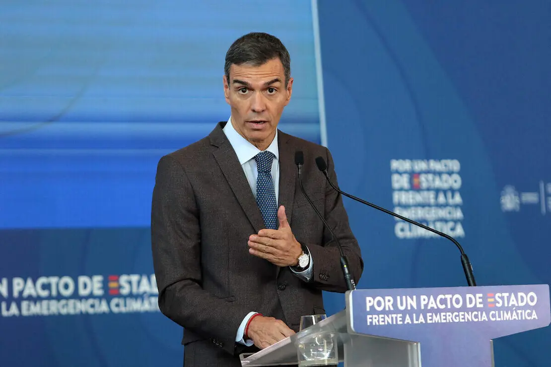 El presidente del Gobierno, Pedro Sánchez, participa en Ponferrada en la segunda jornada de la Convención por un Pacto de Estado frente a la Emergencia Climática, acompañado por la vicepresidenta Sara Aagesen y el delegado del Gobierno, Nicanor Sen