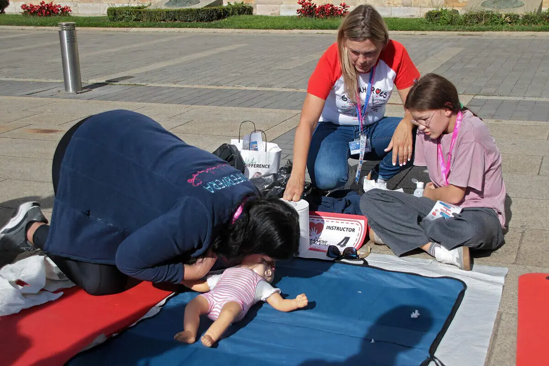 El Instituto de Ciencias de la Salud de Castilla y León y la Gerencia de Atención Primaria de León organizan un macrotaller de Reanimación Cardiopulmonar