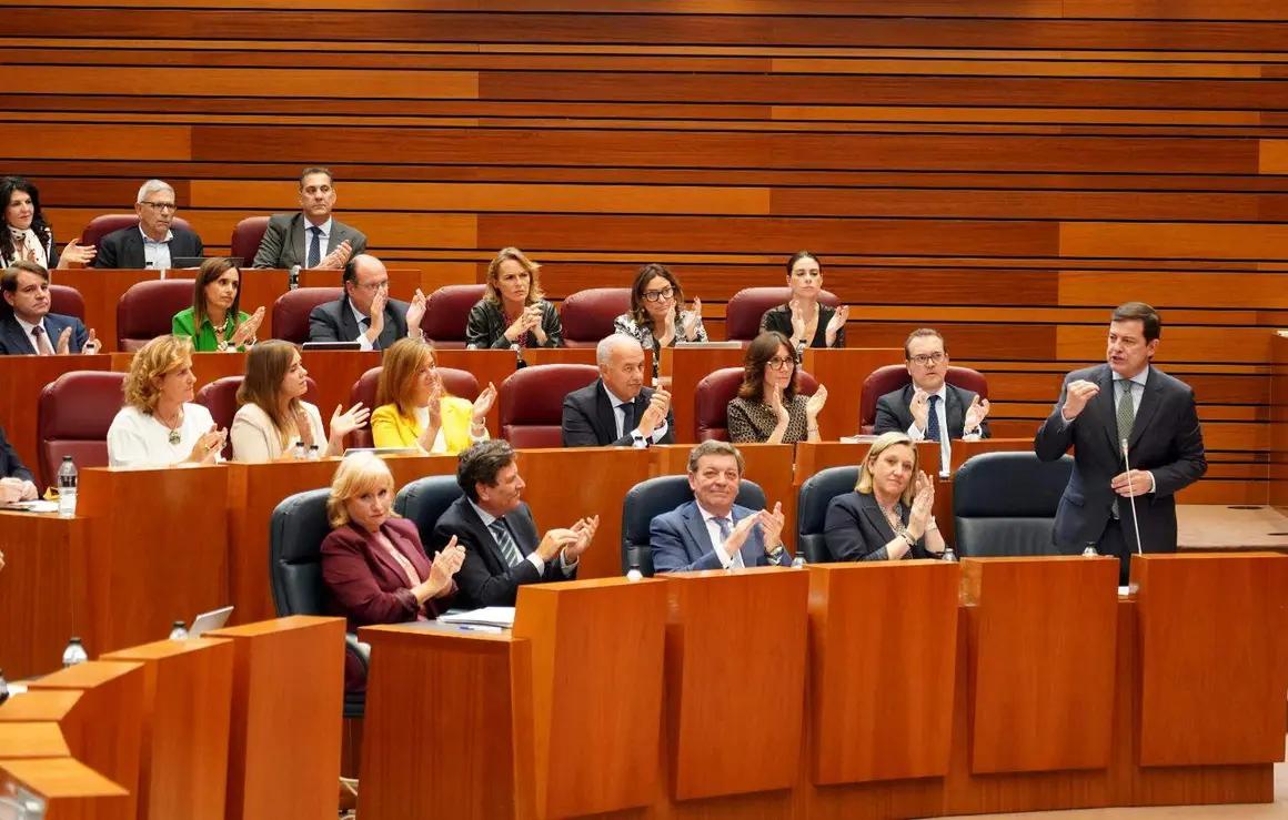 Pleno oCortes CyL (7)