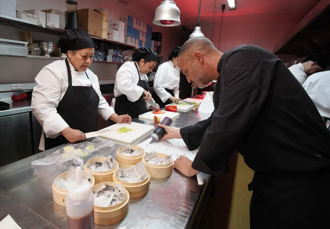Participantes en el proyecto enmarcado en el programa 'Comanda en Ruta. Un paso más', de la Gastroescuela