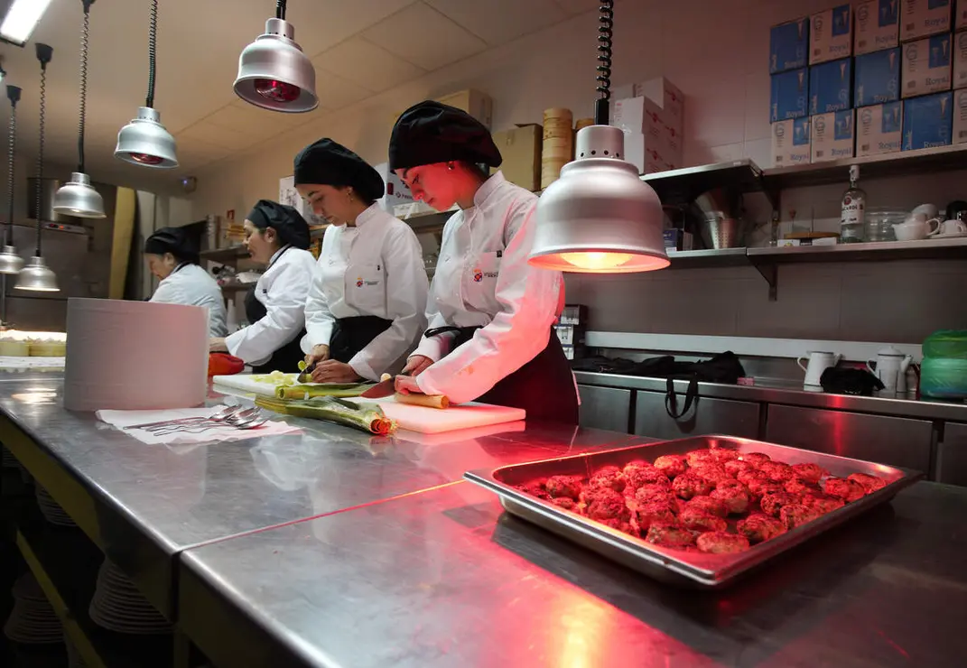 Participantes en el proyecto enmarcado en el programa 'Comanda en Ruta. Un paso más', de la Gastroescuela