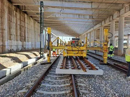 Transportes reabre el cambiador de Vilecha, hito clave para desplegar la segunda vía de alta velocidad a León por 95,2 millones y recuperar 15 minutos de viaje a Asturias