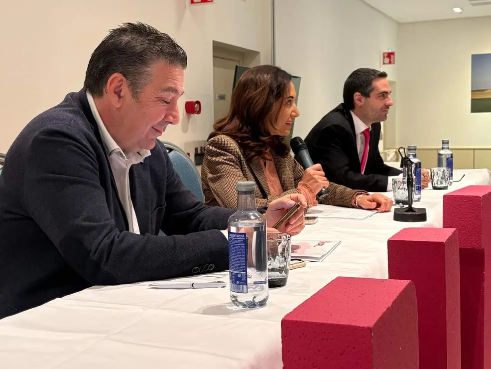 La UPL ha celebrado este sábado su Asamblea de Cargos Públicos que ha reunido a representantes de la formación procedentes de toda la provincia y de toda la Región Leonesa. Foto: UPL