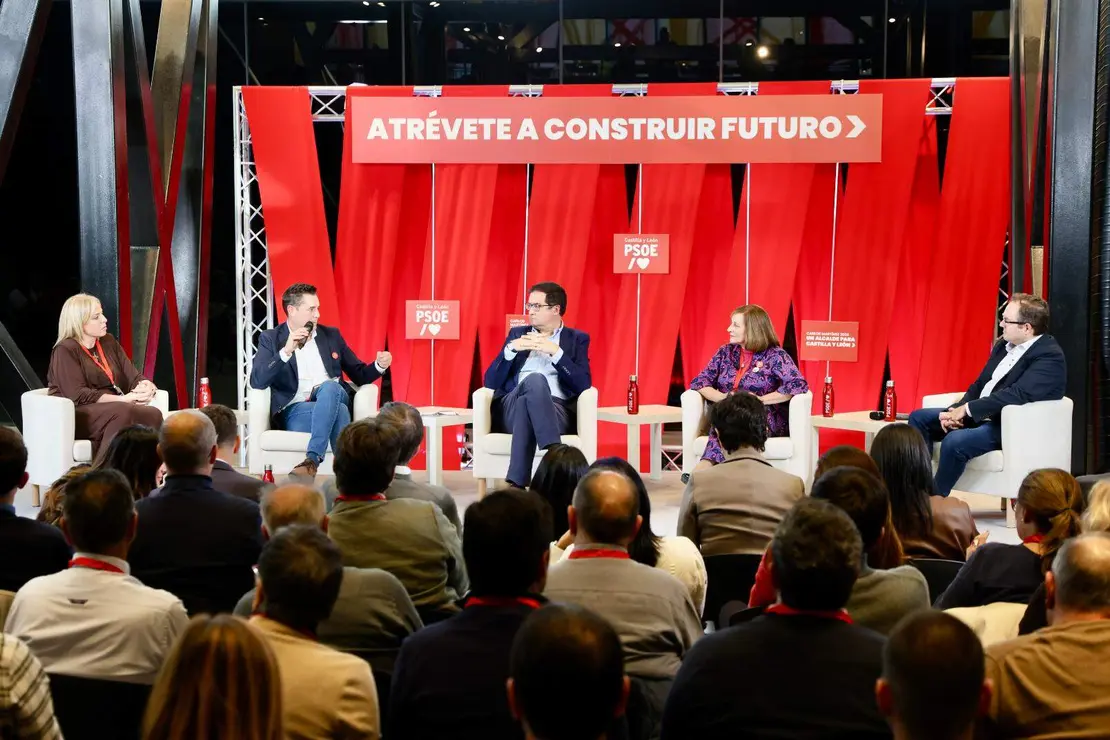 CUMBRE PSOE LOPEZ (13)