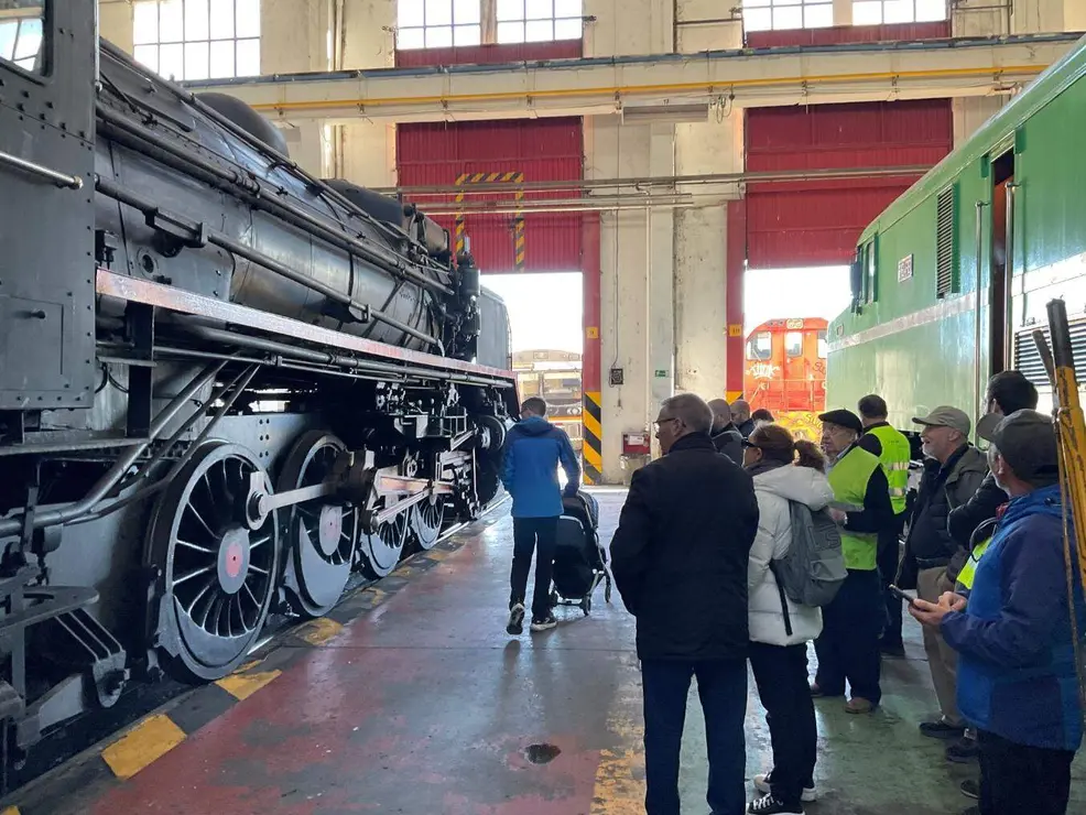 Renfe abre su taller de Motor en León a 300 visitantes en una jornada de puertas abiertas. Foto: Renfe