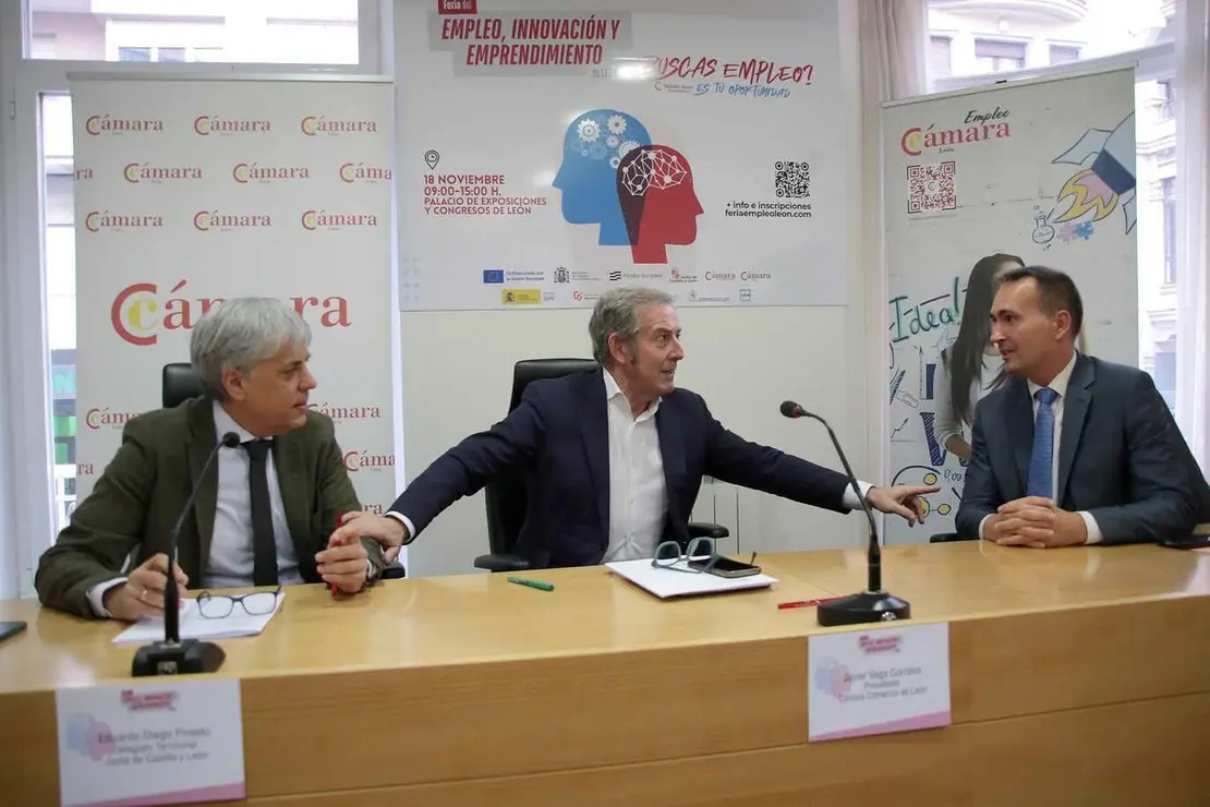El Presidente de la Cámara de León, Javier Vega Corrales, el Delegado Territorial de la Junta de Castilla y León, Eduardo Diego Pinedo y el Gerente Provincial del ECYL, Ricardo Fernández Morueco presentan la VII Edición de la Feria de Empleo, Innovación y Emprendimiento de León