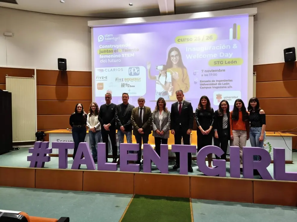 stem girl talent (1)