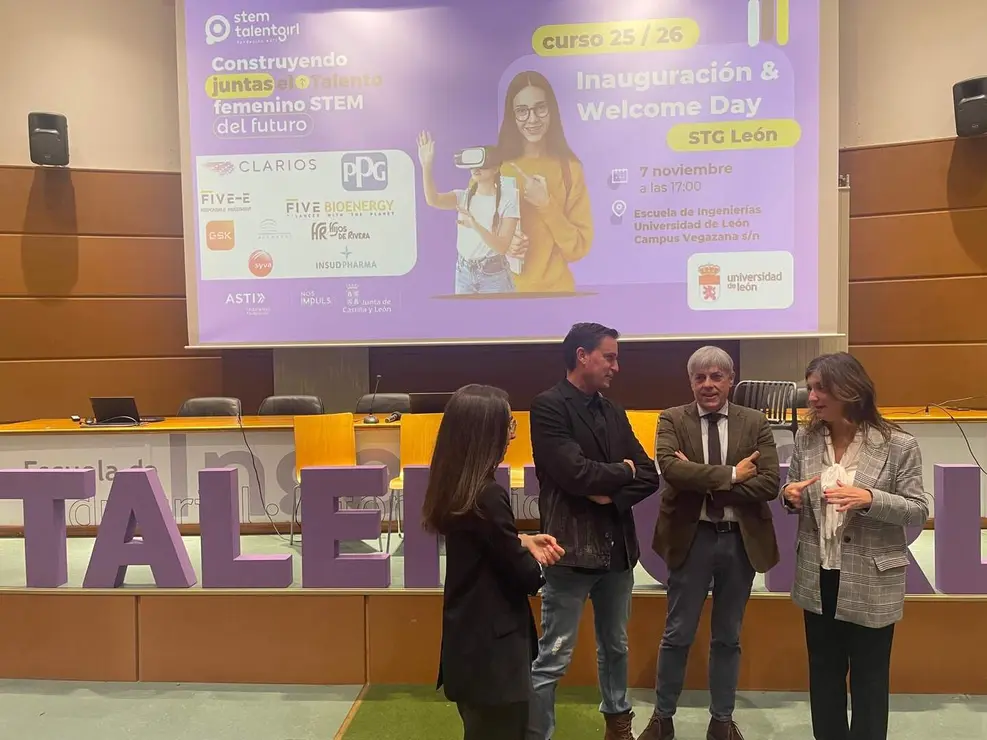 stem girl talent (2)