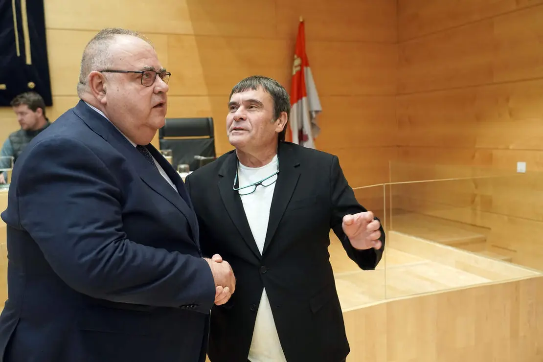 El consejero de Sanidad, Alejandro Vázquez, comparece en las Cortes para informar sobre el proyecto de ley de Presupuestos Generales de la Comunidad para 2026, en lo relativo a su departamento.