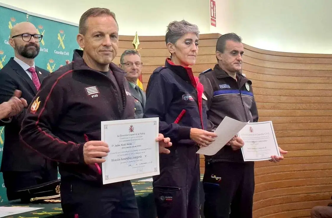 f7661198-c93b-43f7-aea5-6592ed62aa09