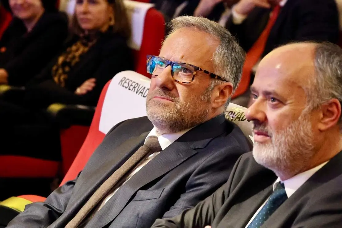 La Fundación MonteLeón celebra la tercera edición de su encuentro con las entregas de premios de los tres certámenes literarios y de su joven certamen artístico de acuarela. Acude el presidente de las Cortes de Castilla y León, Carlos Pollán