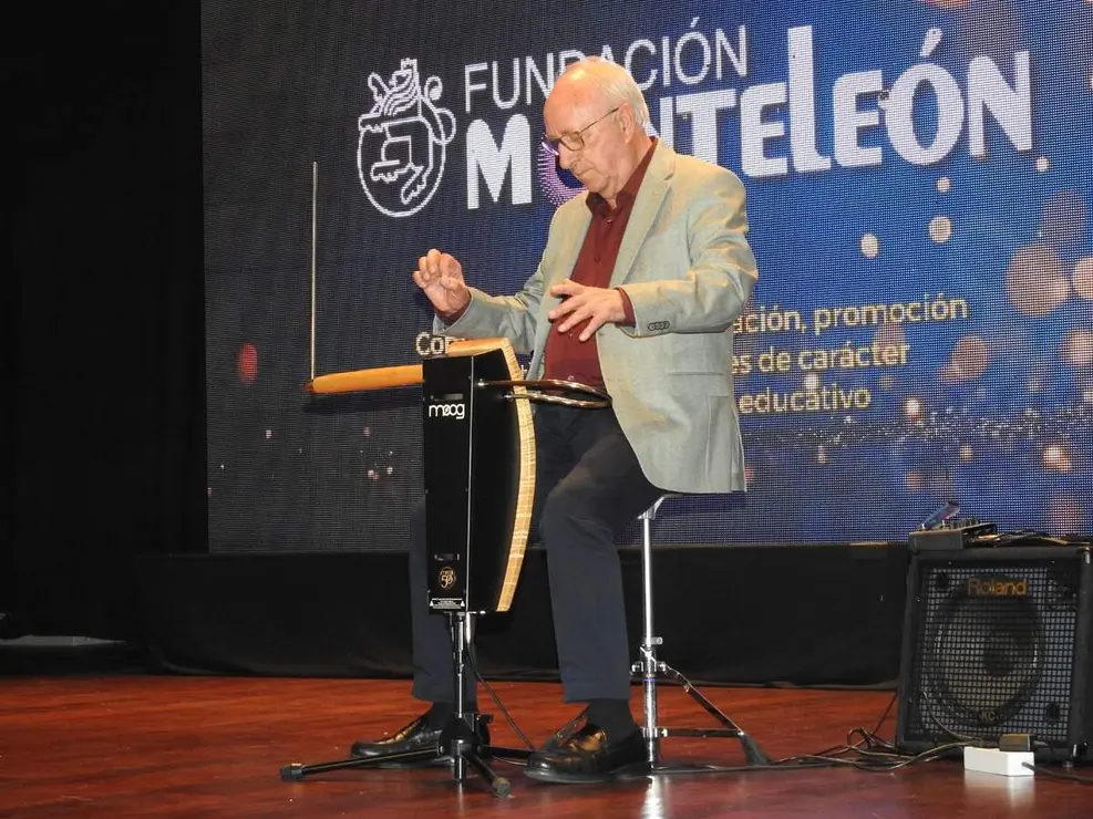 MONTELE&Oacute;N (10)