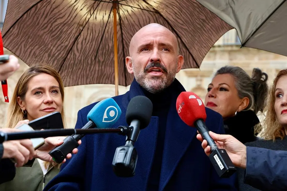 El vicesecretario nacional de Educación e Igualdad del Partido Popular, Jaime de los Santos, visita León junto a la diputada leonesa Silvia Franco y la senadora Asunción Mayo