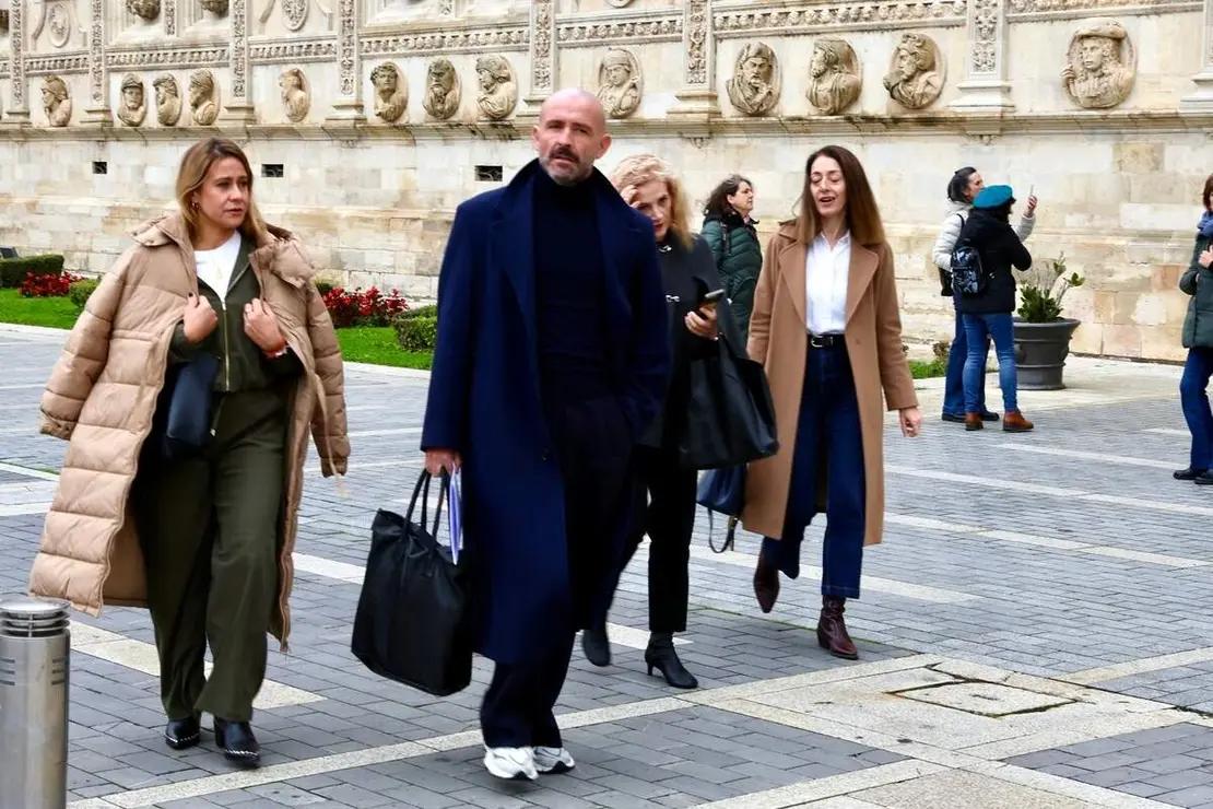 El vicesecretario nacional de Educación e Igualdad del Partido Popular, Jaime de los Santos, visita León junto a la diputada leonesa Silvia Franco y la senadora Asunción Mayo