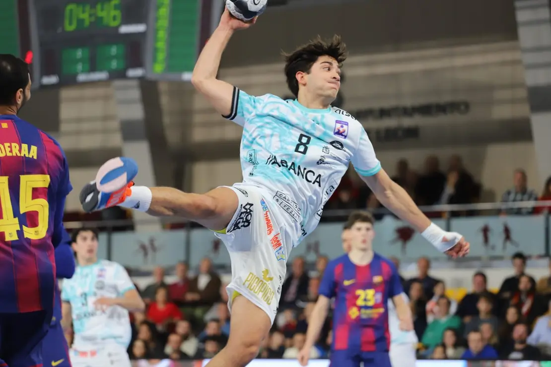 WhatsApp Image 2025-11-16 at 20.05.50 copia 2