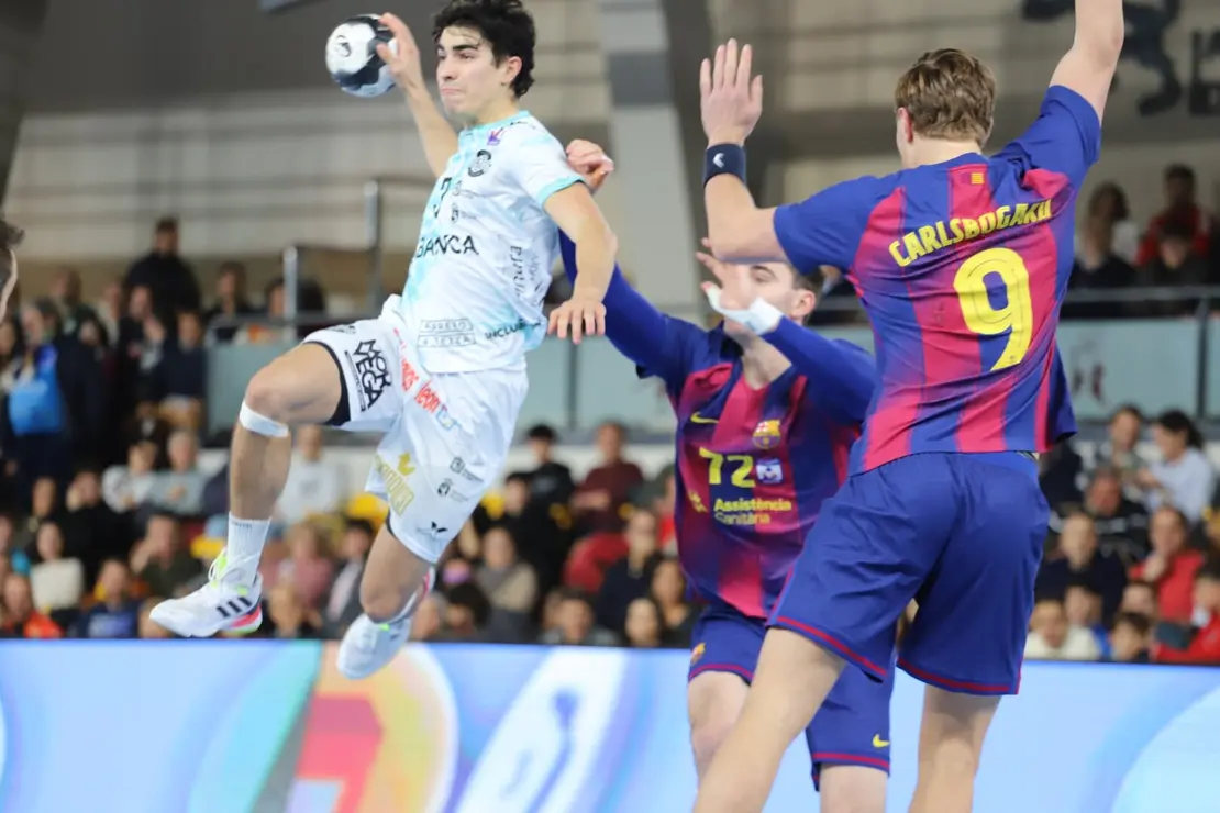 WhatsApp Image 2025-11-16 at 20.05.51 copia 5