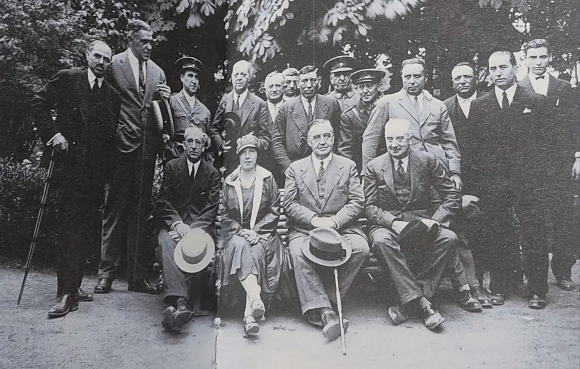 MARÍA SÁNCHEZ MIÑAMBRES. 1927. Fotografía Fernández