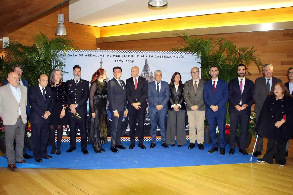 Policía Local medallas (3)