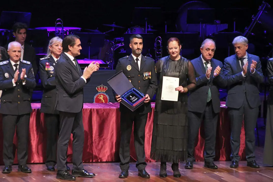 Policía Local medallas (15)