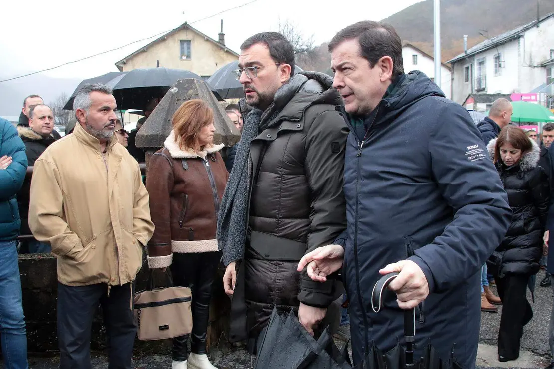 Entierro villablino (6)