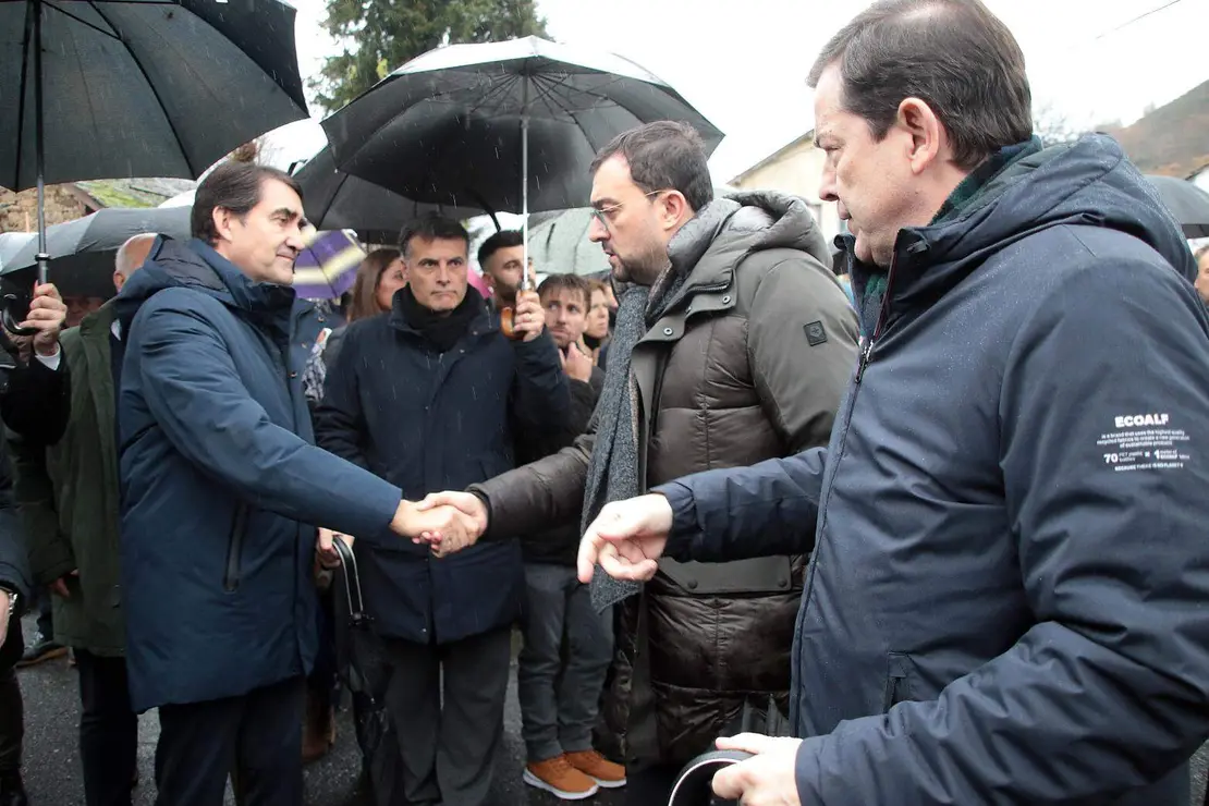 Entierro villablino (7)